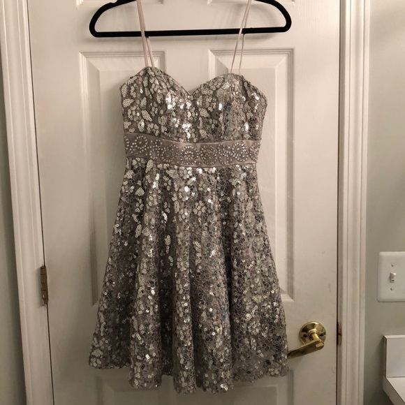 Dave & Johnny strapless homecoming party dress